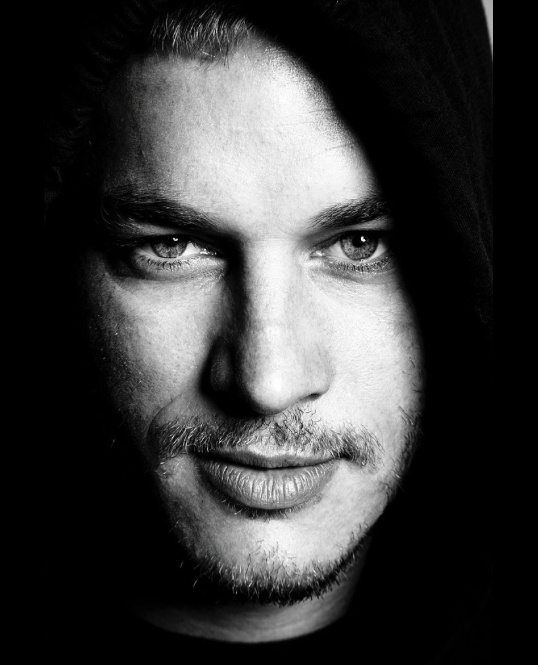 Travis Fimmel