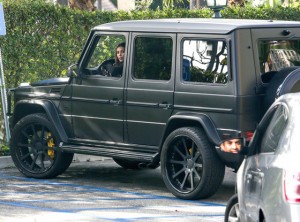 Kim Kardashian involved in fender-bender