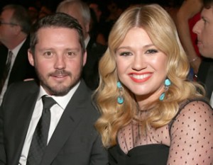 kelly-clarkson-brandon-blackstock-eloping-wedding-gi