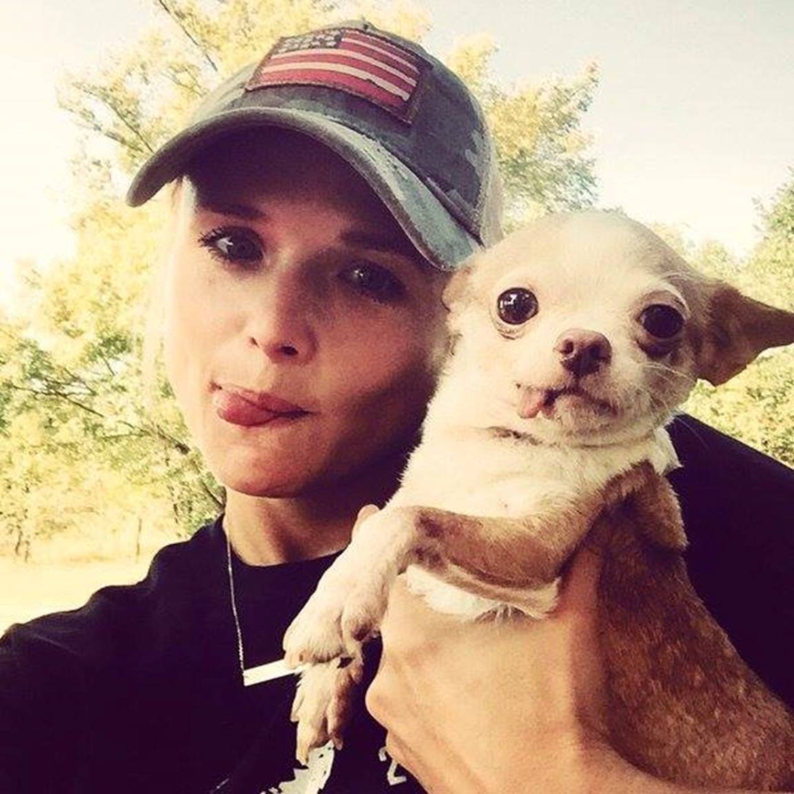 miranda lambert and rosie the dog