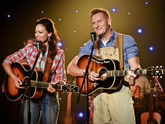 Are Joey and Rory married from the band Joey + Rory?