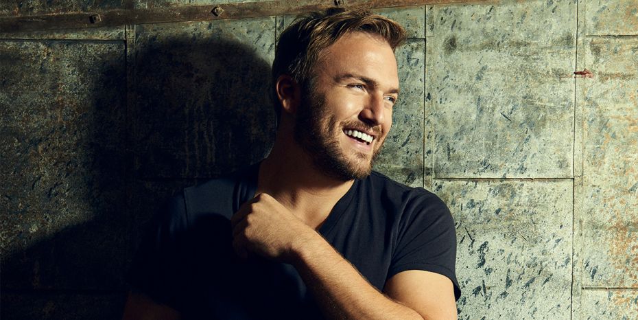 LoganMize-CleanSinglePhoto