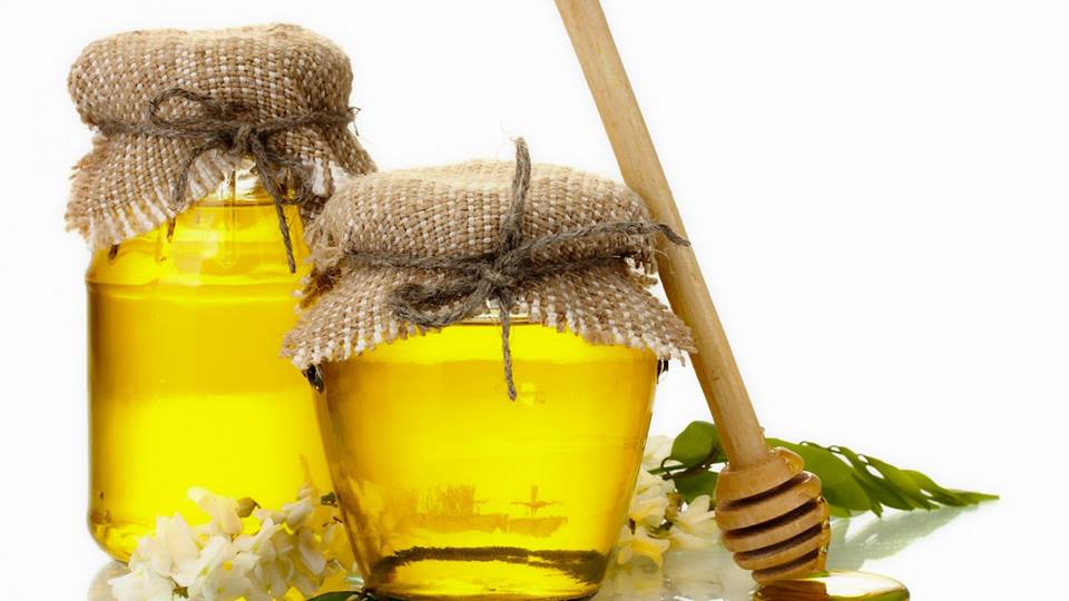 One of Honey’s Health Benefits: Healing Those Summer Scrapes.
If you’ve gotten into a summer scrape, literally, you’ll need to know the