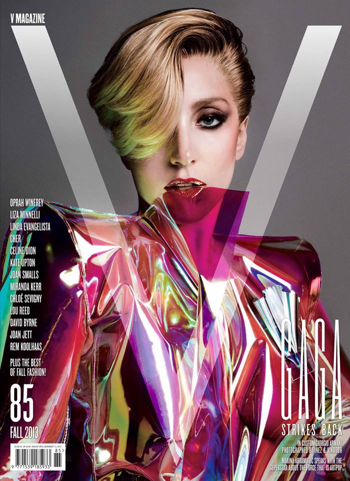 Lady Gaga covers V Magazine. The cover has four different versions, this one is my personal favorite. As usual, her new song ‘Applause’ is…