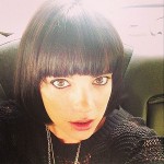 Singer Lily Allen has returned to the dark side... well, her hair has. She has gone back to black and got a sleek bob too! Love it?