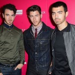 The Jonas bros have cancelled their tour due to 