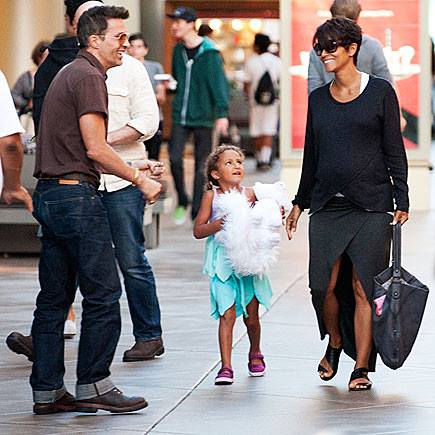Halle Berry and Olivier Martinez have named their son, Maceo-Robert! Little Maceo-Robert joins big sister Nahla Ariela!