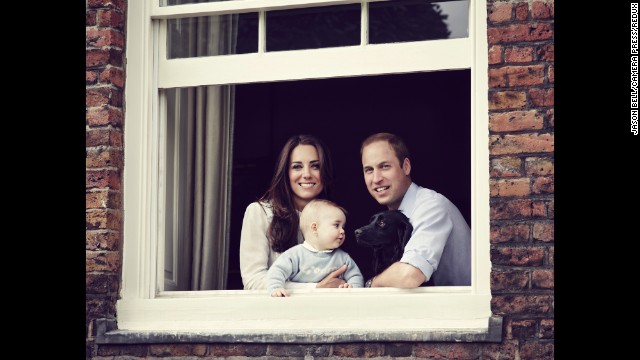 Prince George Featured In New Royal Family Portrait