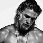 5 of the Hottest Charlie Hunnam Pictures Worth a Quick Peak