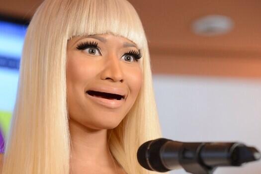 nicki minaj without teeth