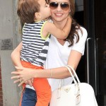 Miranda Kerr and little Flynn get cuddly in NYC. So cute!