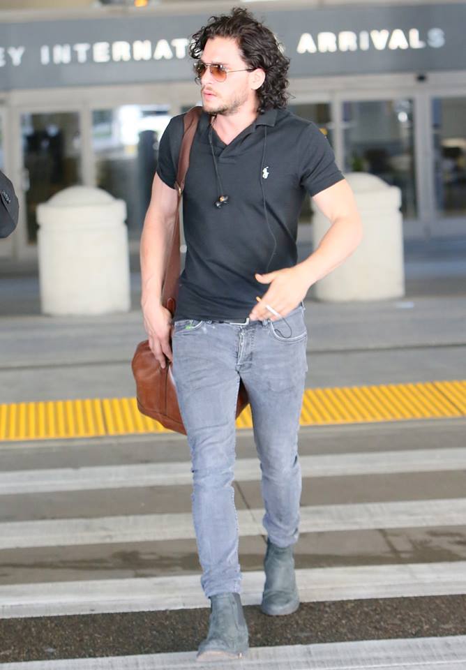 Kit Harrington (aka Jon Snow from ‘Game of Thrones’) dons a pair of tight skinny jeans. Should the skinny jean fad go the way of Craster and…