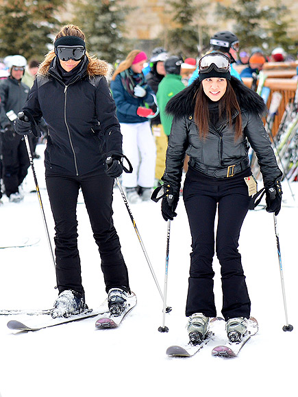 Watch Kourtney and Kim Kardashian hit the slopes - Celeb Bistro