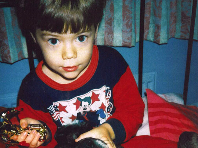 See One Direction's Harry Styles as a Toddler! - Celeb Bistro