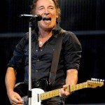 Look out people! A new Bruce Springsteen album is on the way early next year … Read more here: http://rol.st/IppFgw