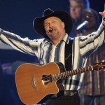 Garth Brooks just got his 2014 comeback off to a historic start. The singer sold out the shows announced for his Comeback Special in just 90