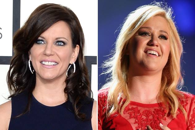 What kind of mom will Kelly Clarkson be? Martina McBride comments on it here: