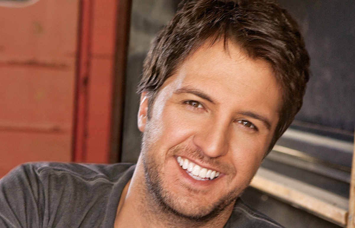 Watch Luke Bryan’s “Country Girl Shake it for Me” music video that became one of the best selling Country songs of all time . . .