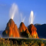 The coolest geysers around the world captured in incredible images! *Click* the link below to see more!