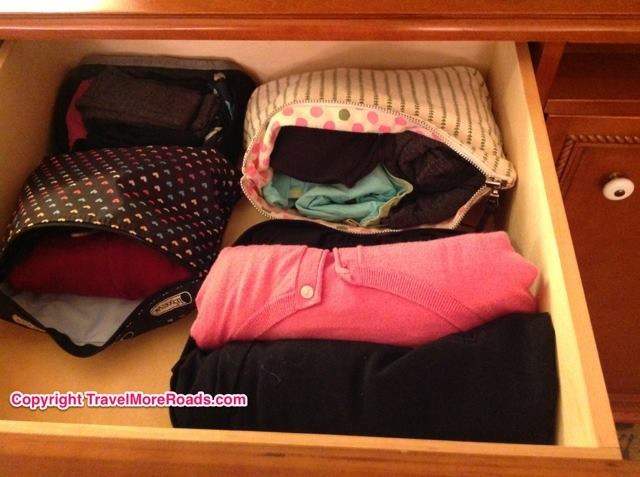 How do you travel smarter? Packing cubes are a great way to save time packing and repacking during a trip, find out how here!: