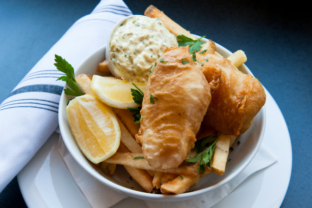 Heading to New York City?? Love Fish and Chips!??! Then check out this list of places you HAVE to try!!