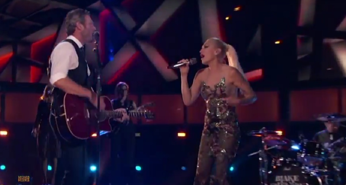 Blake Shelton and Gwen Stefani Duet on “The Voice”