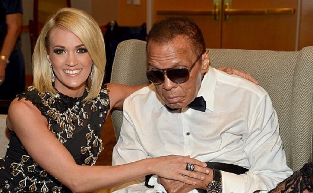 Carrie Underwood appeared with Muhammad Ali in his last Public Outing