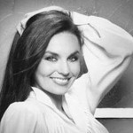 crystal gayle facts