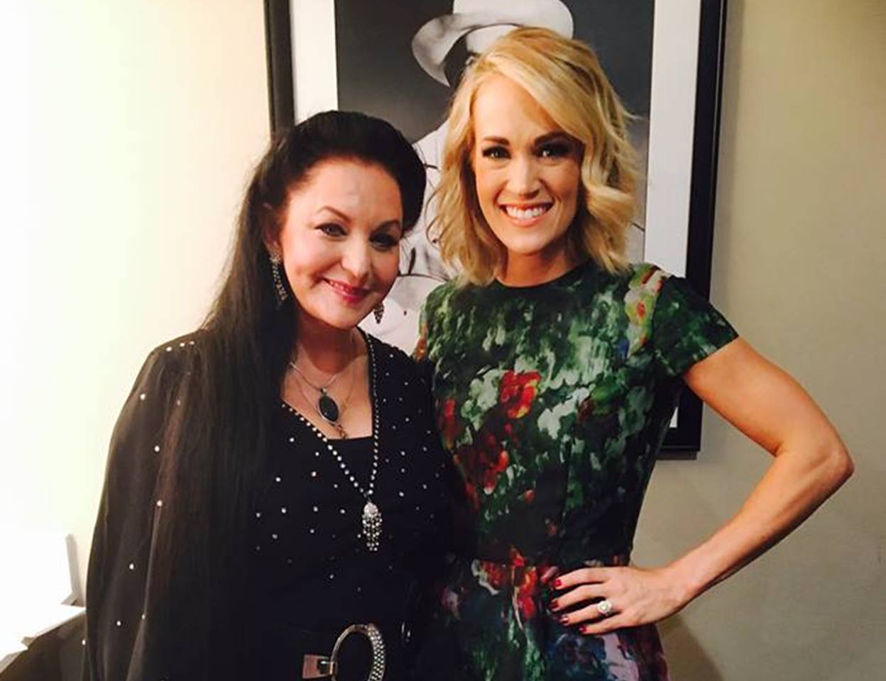crystal gayle grand ole opry with carrie underwood