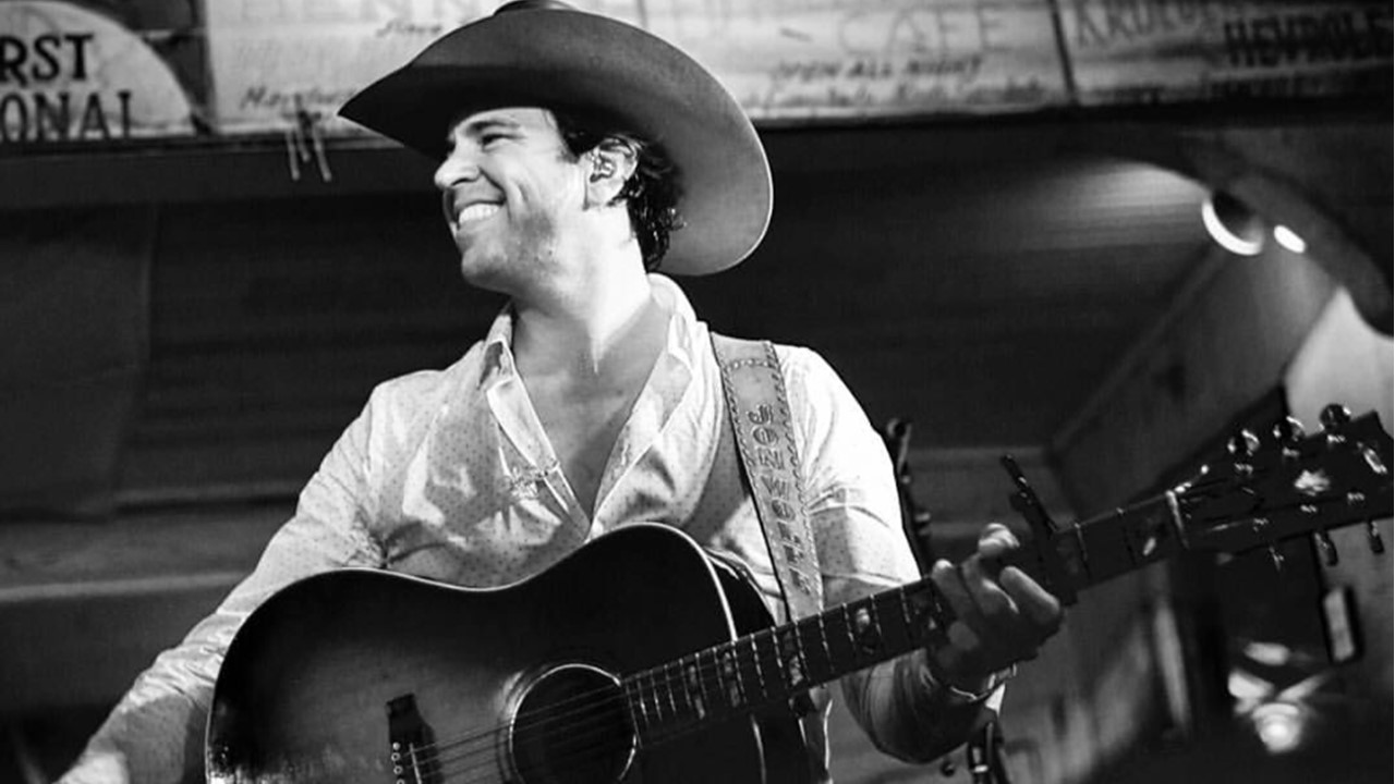 Texas Country Artist Jon Wolfe Announces Brand New Album