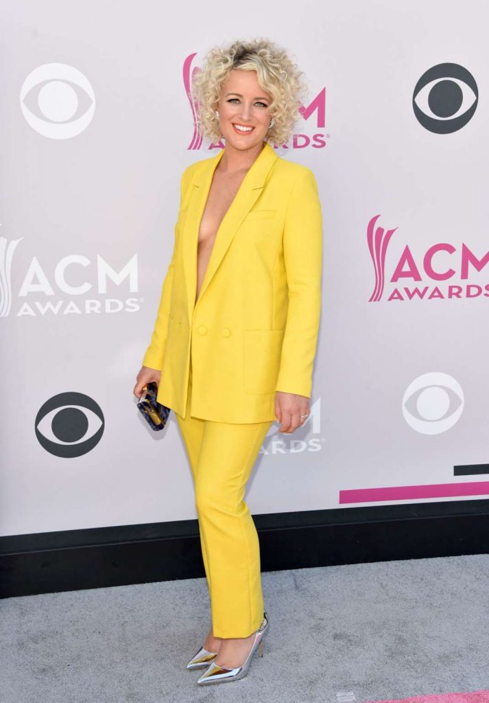 2017 acm awards fashion