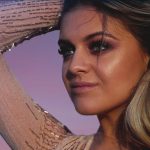 kelsea ballerini legends