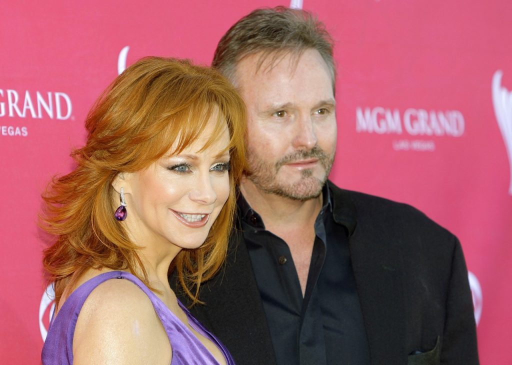 reba mcentire ex-husband