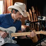 Brad Paisley Teams Up with Fender For New Guitar