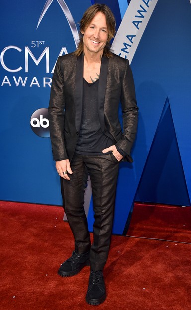 keith urban 2017 cma awards