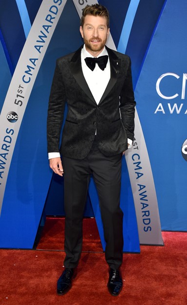 brett eldredge cma awards