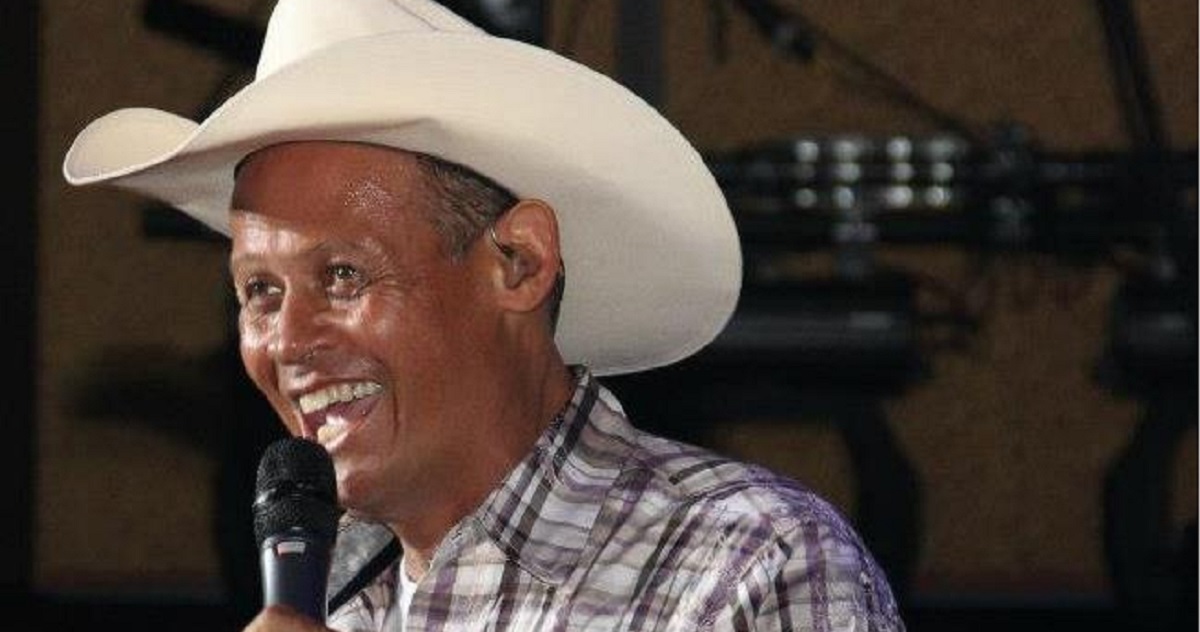 Neal McCoy’s I Won’t Take a Knee Song Sparks Controversy