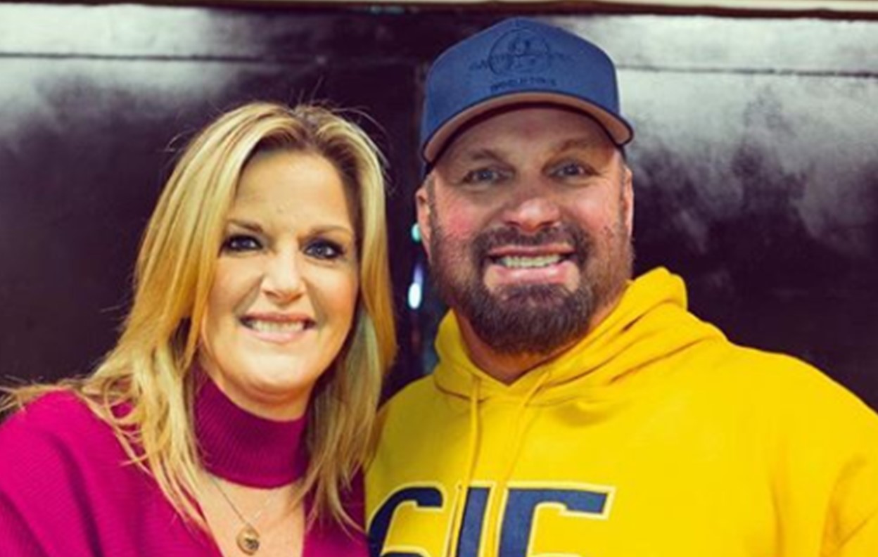 garth brooks trisha yearwood anniversary