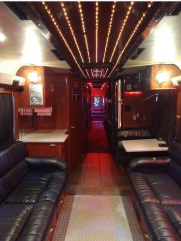 tim mcgraw tour bus