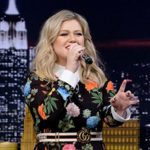 kelly clarkson google translated hits