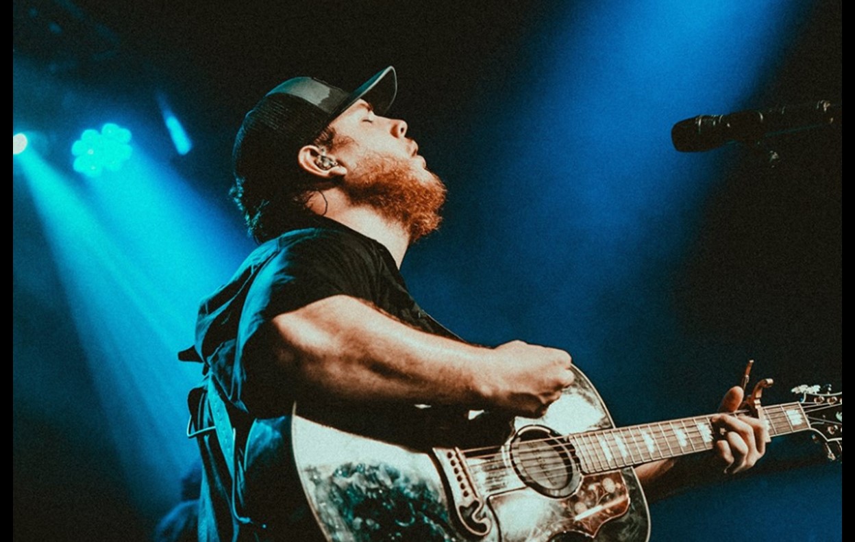 Luke Combs Debuts "Beautiful Crazy" Video