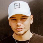 kane brown fan