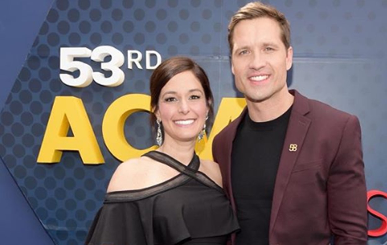 walker hayes wife anniversary