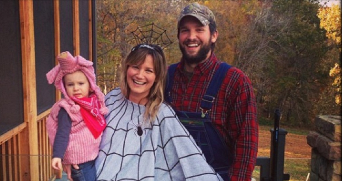 Meet Jennifer Nettles Husband Justin Miller & Son Magnus