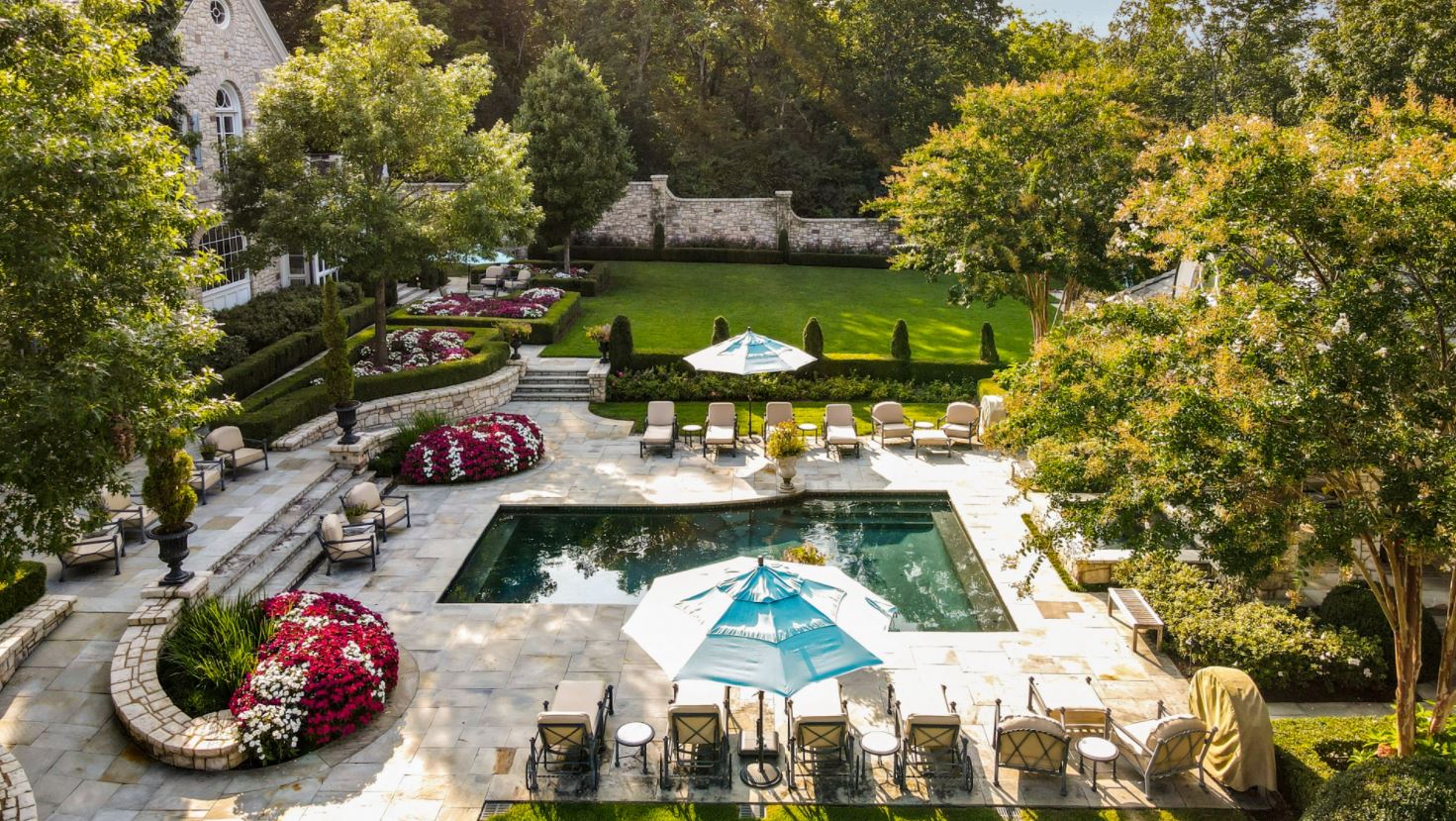 Alan Jackson's Mansion Near Nashville Sells [Video Tour]