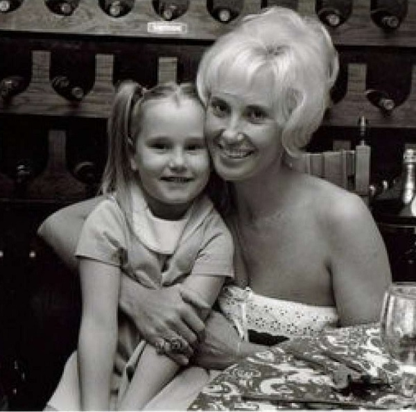 Know About Tammy Wynette's Husband, Children And Past Relationships!