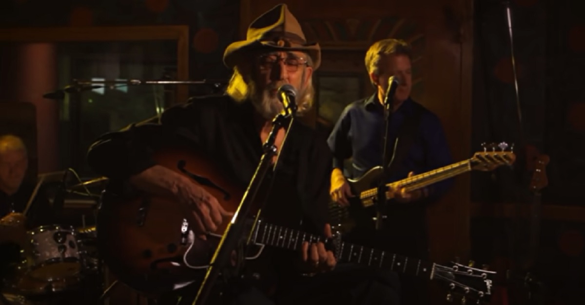 Don Williams Sing Me Back Home