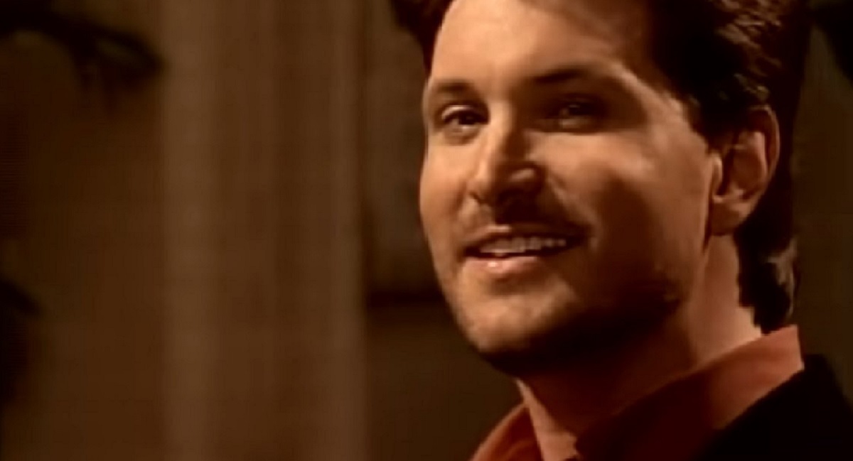 Ty Herndon Living In A Moment