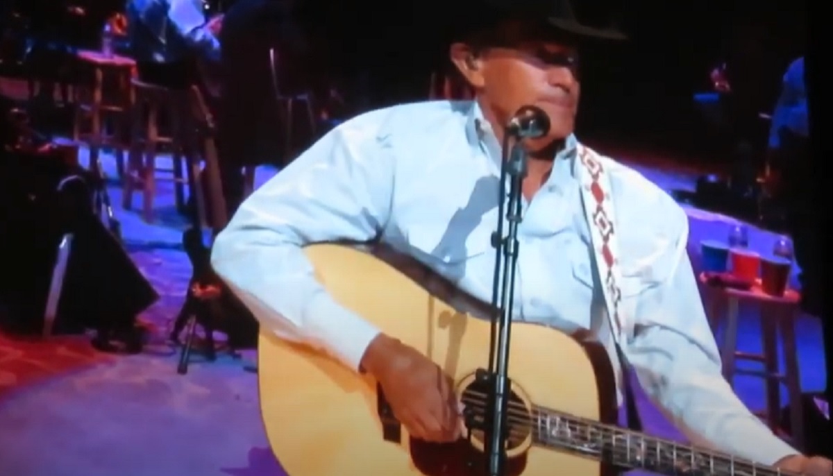 George Strait You Can't Make a Heart Love Somebody