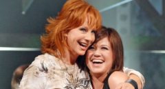 Reba McEntire and Kelly Clarkson CMT Cross Roads